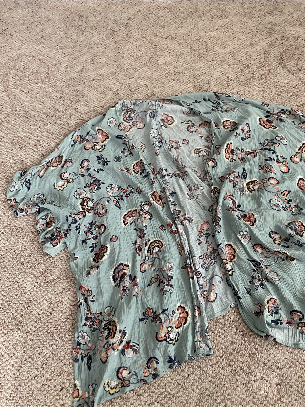 Maurices Sage Green Floral Kimono/Duster